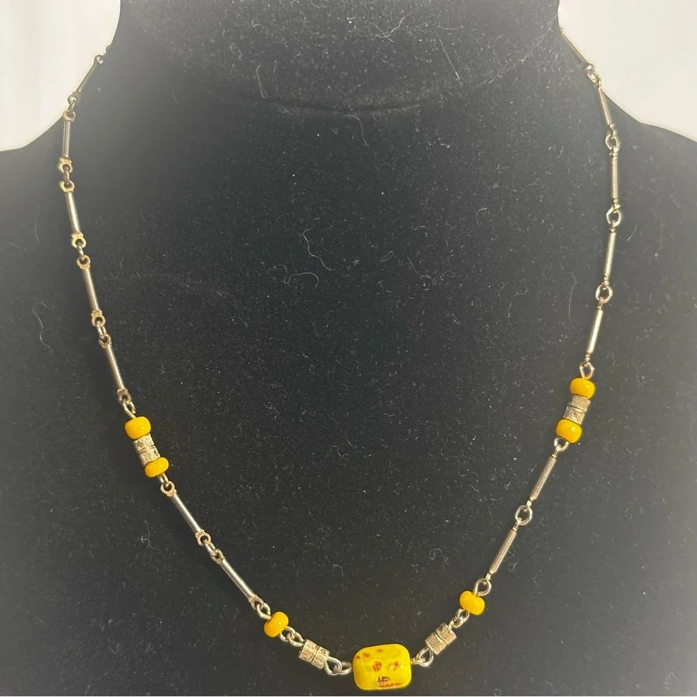 Yellow Glass Beads & Gold Tone Link Choker Necklace Boho Chic Feminine Delicate